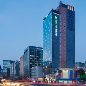 Hotel Ibis Styles Ambassador Myeong-dong, Seúl